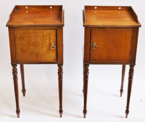 19c Mahogany Pair of Bedside Pot Cupboards