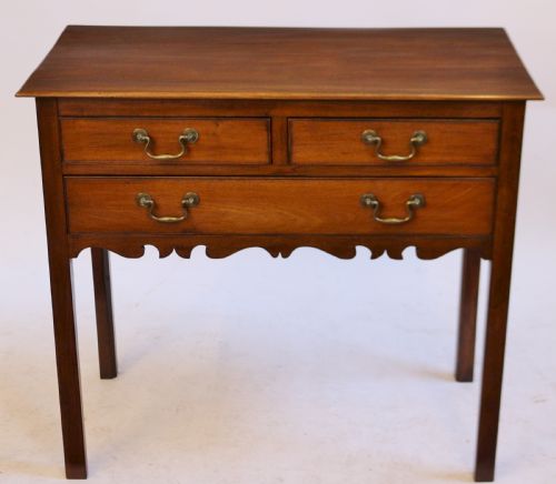 George 111 Mahogany 3 Drawer Lowboy Side Table