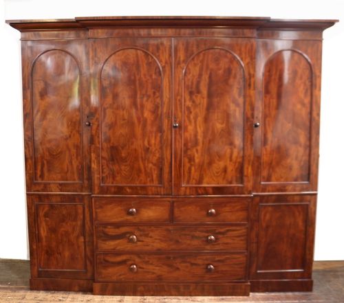 William 1v Figured Mahogany 4 Door Breakfront Wardrobe