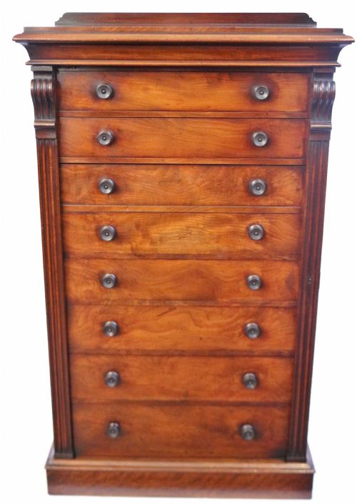 Fine Quality Early Victorian Mahogany 7 Drawer Secretaire Wellington Chest