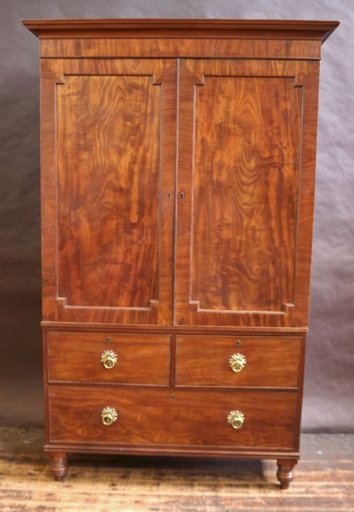 George 1v Mahogany Linen Press with 4 Internal Slides