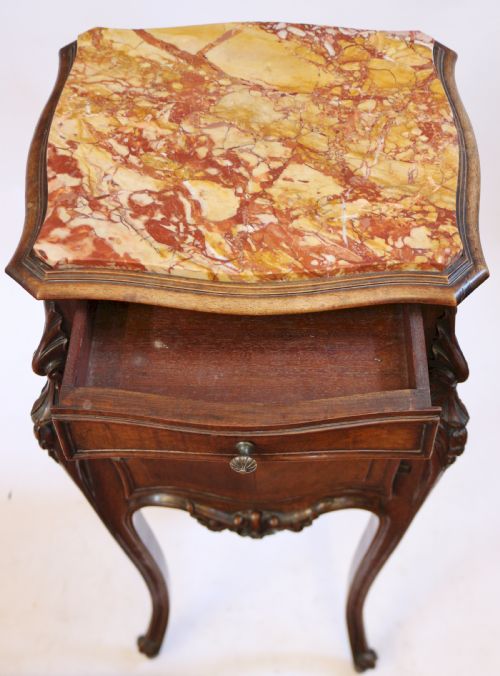 19C WALNUT FRENCH BOMBE BEDSIDE CUPBOARD - ADDITIONAL PHOTO 6