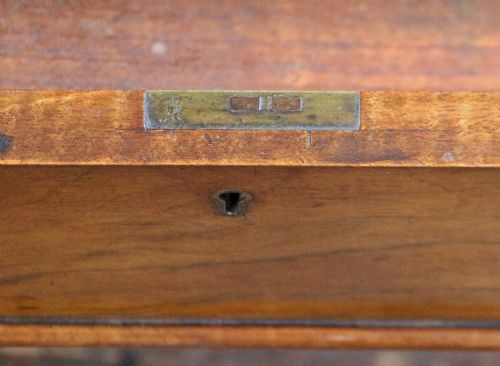 EARLY VICTORIAN FIGURED WALNUT 4 DRAWER PARTNERS WRITING TABLE - ADDITIONAL PHOTO 9