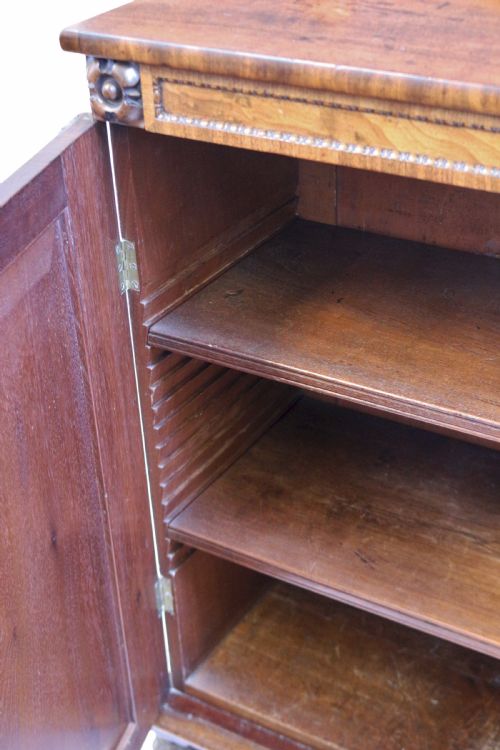 WILLIAM 1V FLARED MAHOGANY 2 DOOR SIDE CUPBOARD - ADDITIONAL PHOTO 6