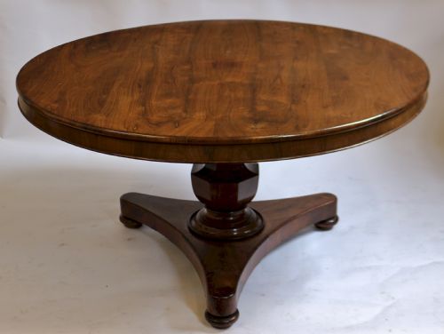 William 1v Rosewood Round Tilt Top Pedestal Centre Table.