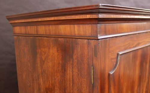 GEORGE 111 MAHOGANY LINEN PRESS WITH SLIDING TRAYS - ADDITIONAL PHOTO 10