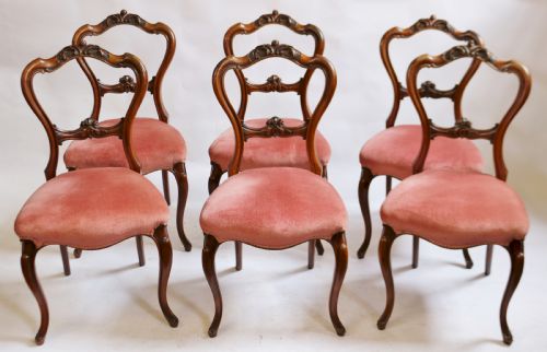Victorian Good Quality Walnut Set of 6 Cabriole Leg Chairs