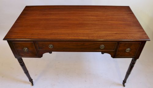 GEORGE 1V MAHOGANY 3 DRAWER KNEEHOLE TABLE - ADDITIONAL PHOTO 3