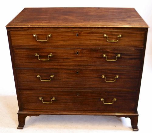 Fine Quality Regency Mahogany Chest of 4 Long Drawers