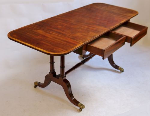 REGENCY MAHOGANY SATINWOOD BANDED SOFA TABLE - ADDITIONAL PHOTO 2