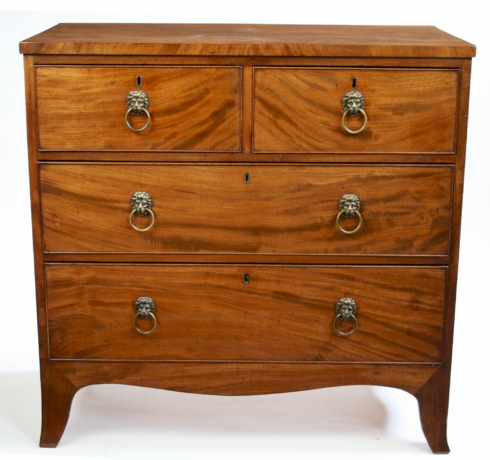 George 1V Mahogany Chest of 2 Short & 2 Long Oak Lined Drawers.