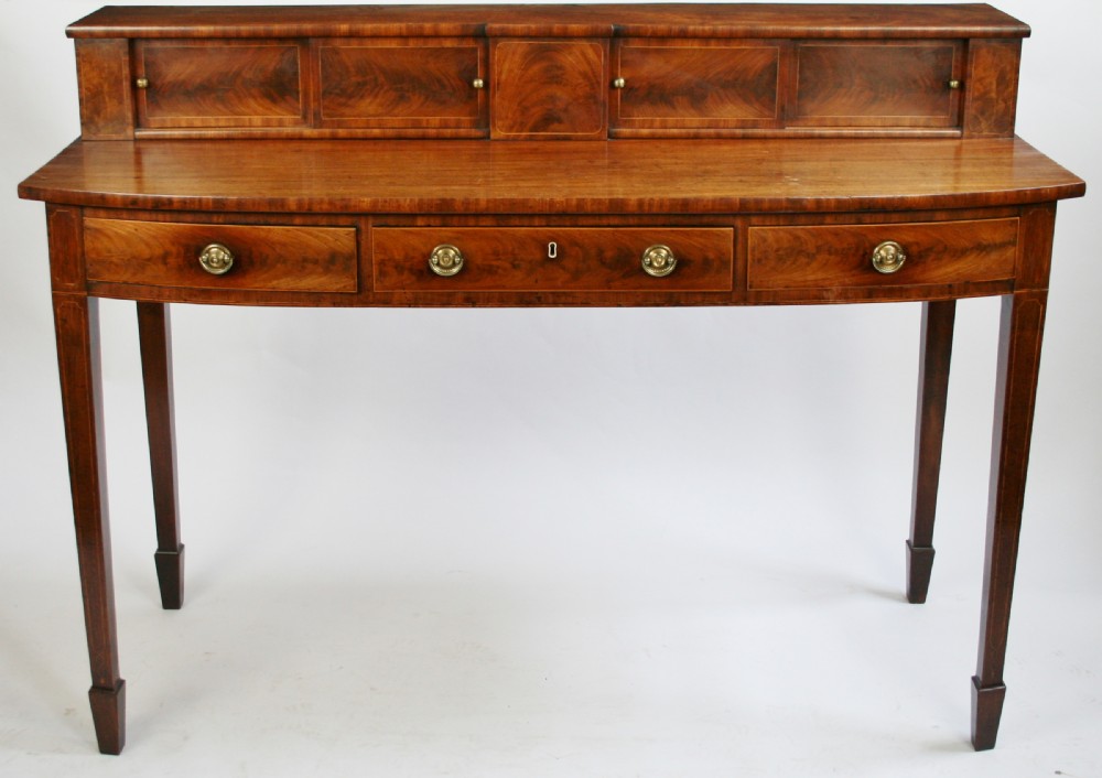 George 111 Mahogany 3 Drawer Bow Front  Serving Table.