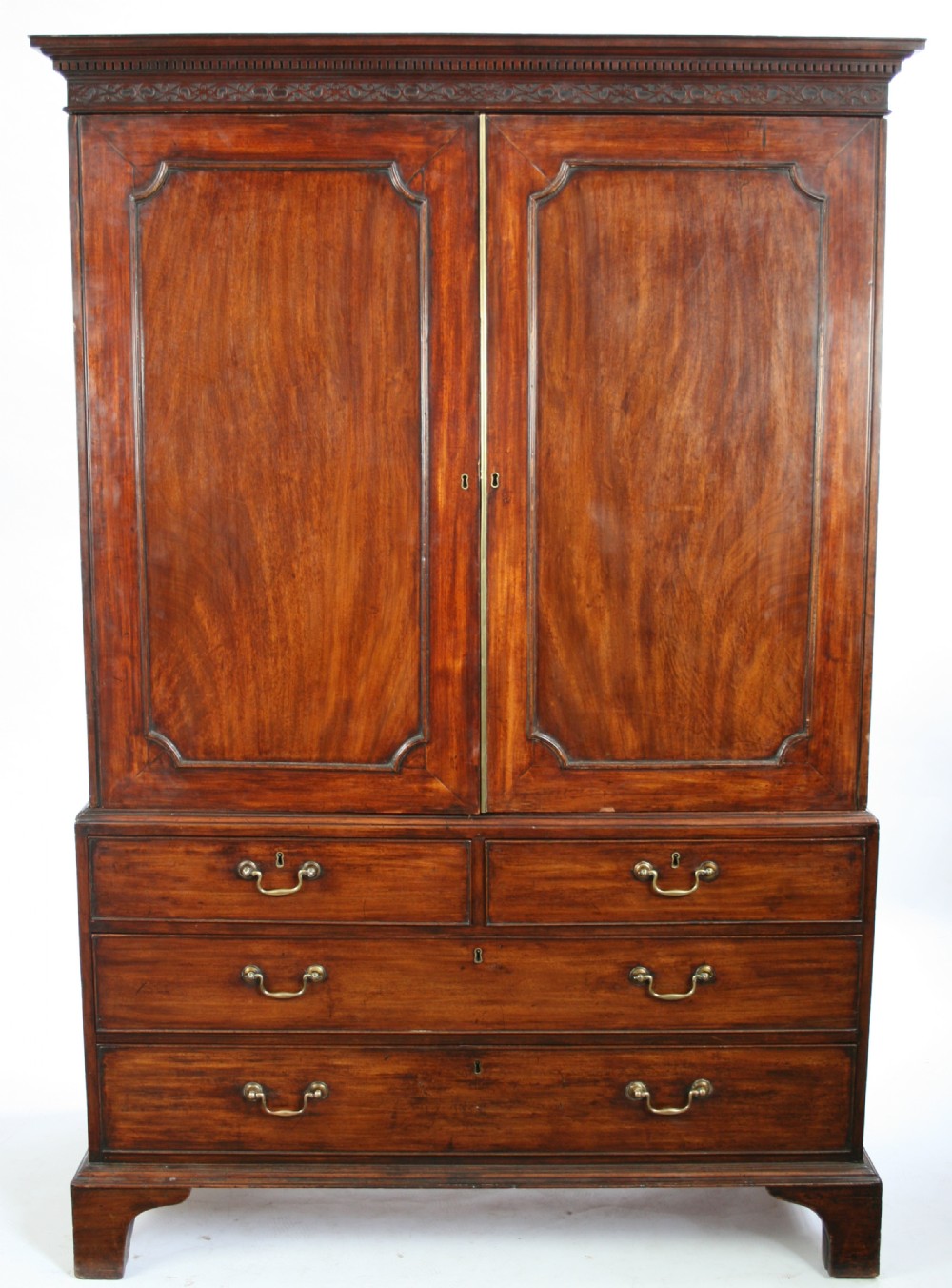 George 111 Mahogany Linen Press with Sliding Trays.

