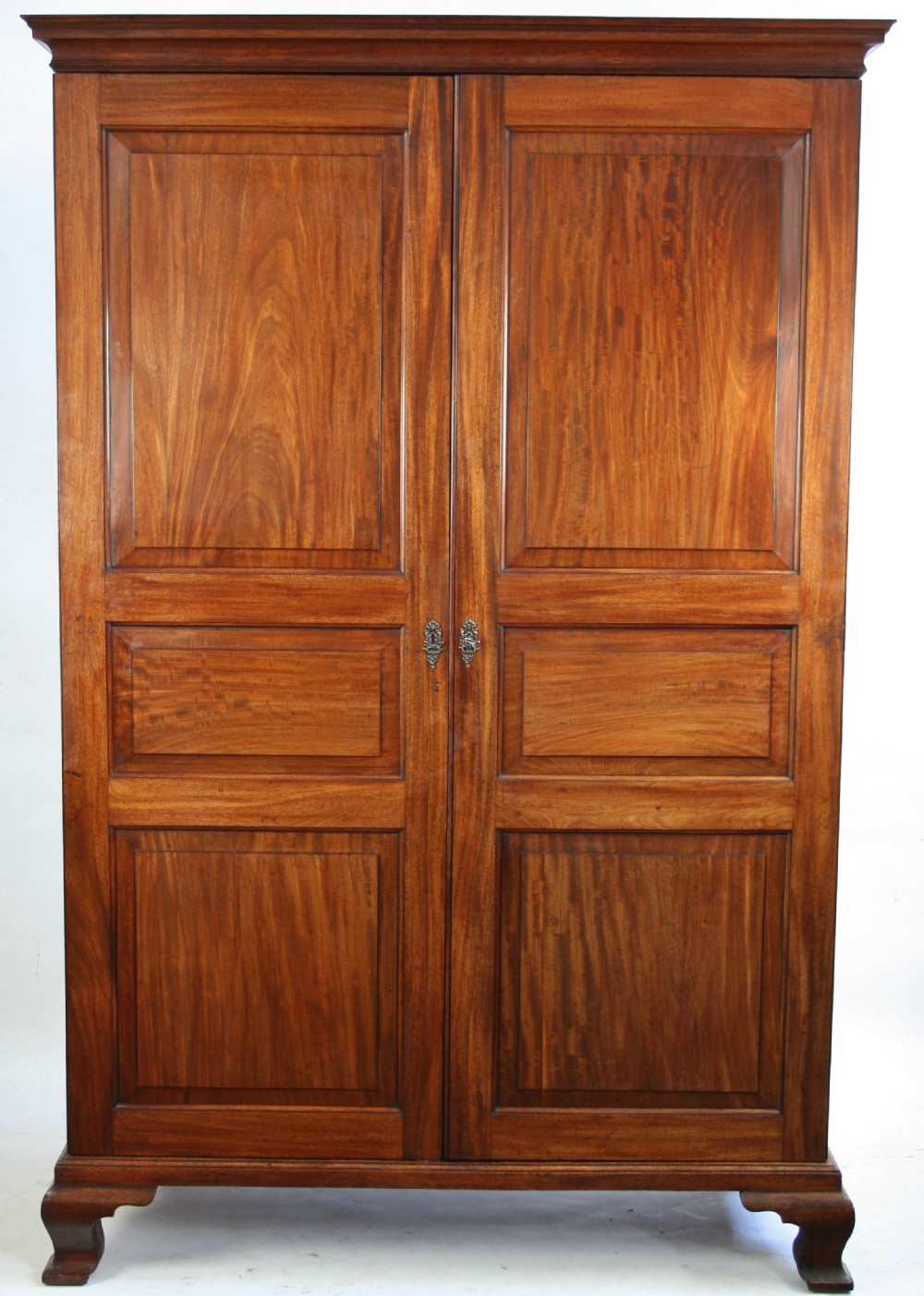 George 111 Mahogany 'Channel Is.' 2 Door Wardrobe. 