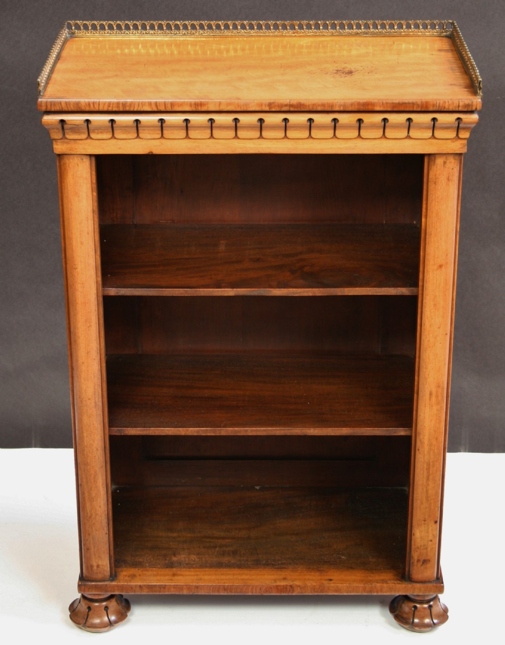 William 1V Satinwood Small Open Bookcase