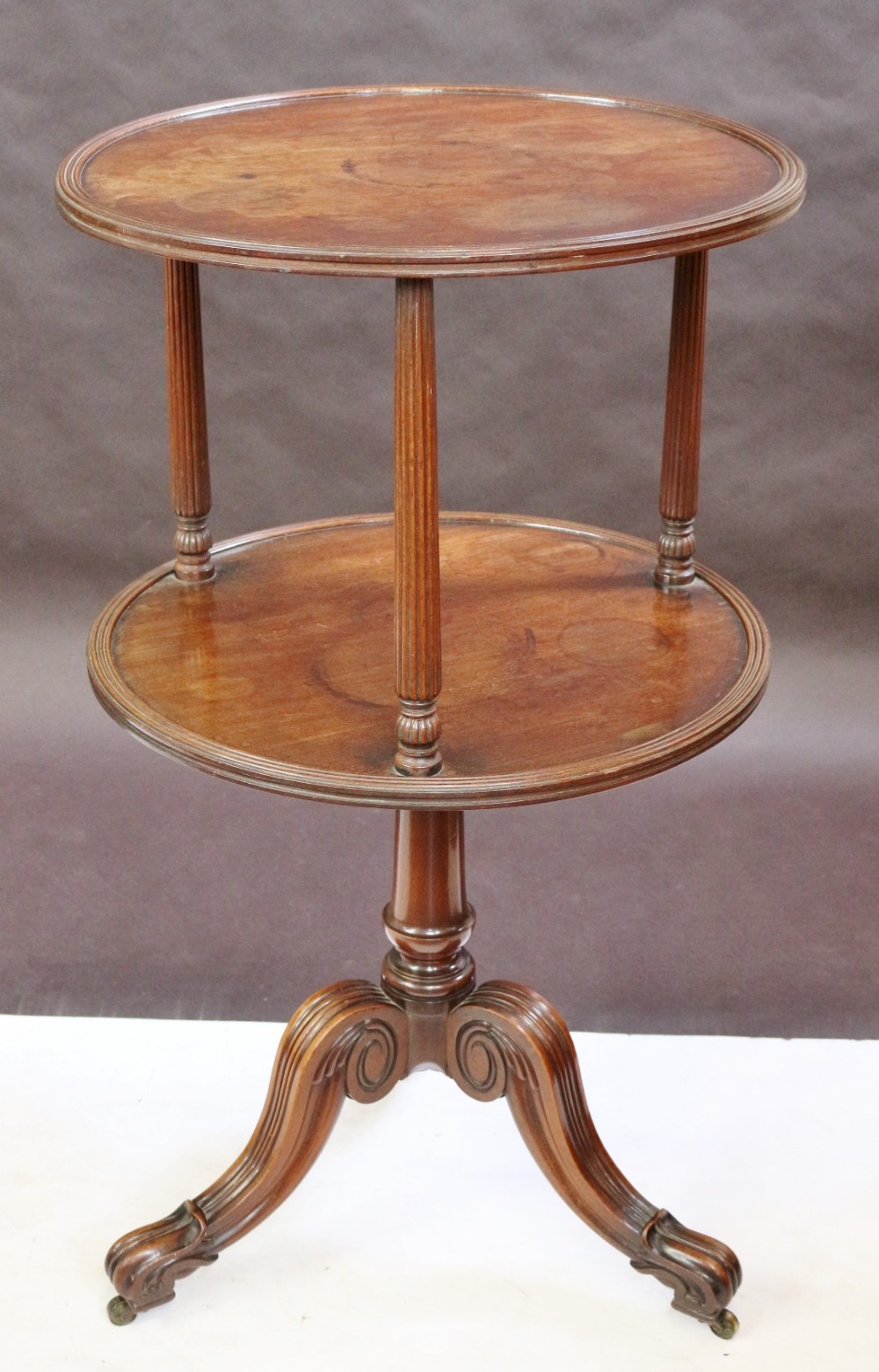 George 1V Mahogany 2 Tier Circular Pedestal Dumb Waiter