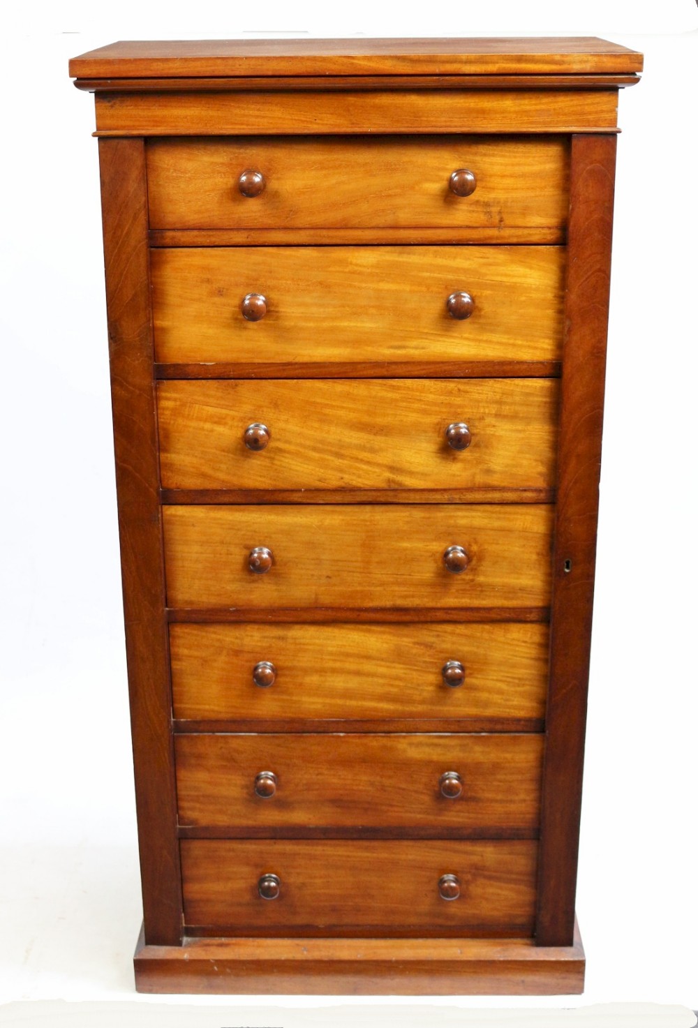 Victorian Mahogany 7 Drawer Wellington Chest