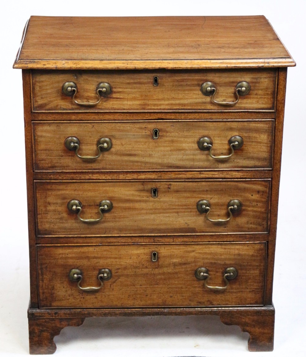 George 111 Mahogany Small 4 Drawer Chest