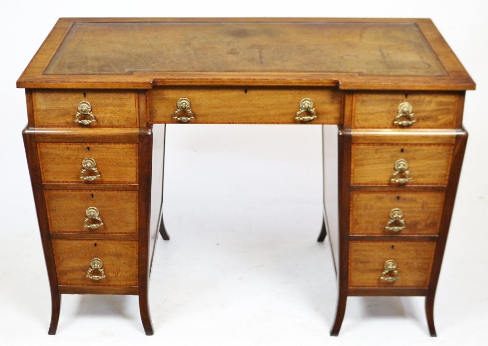 Edwardian Mahogany Inlaid 9 Drawer Kneehole Desk