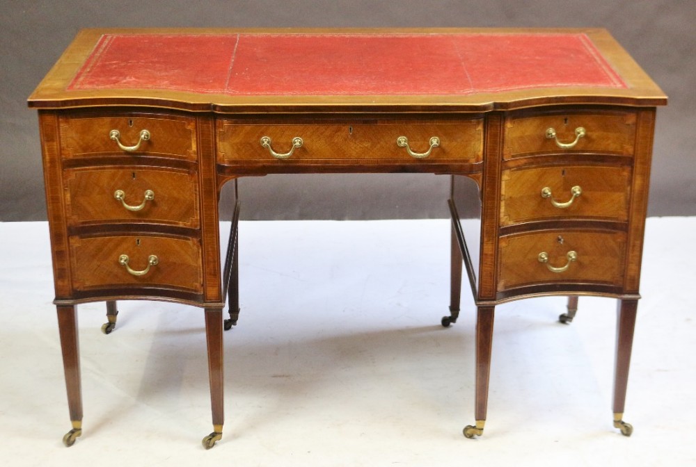 Edwardian Mahogany Inlaid 7 Drawer Kneehole Desk