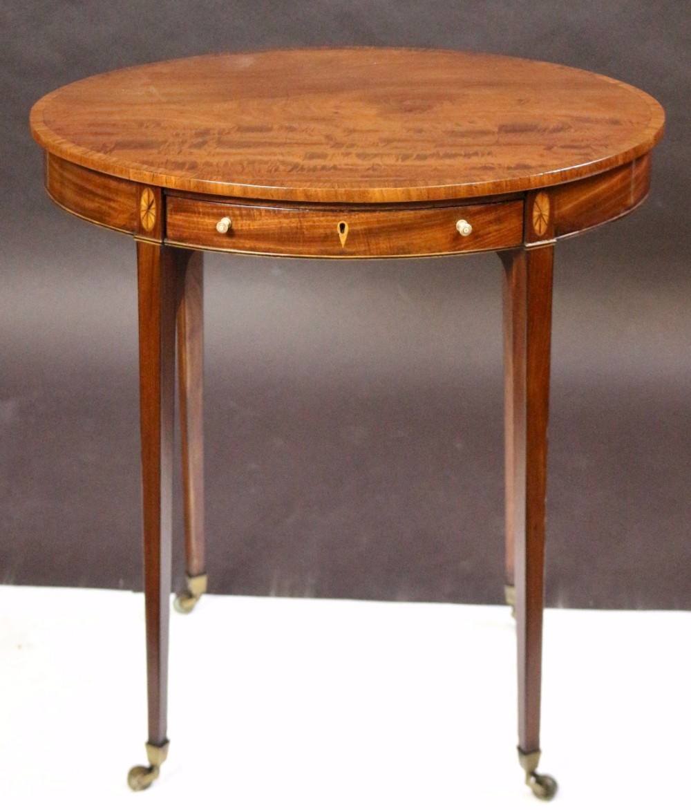 George 111 Mahogany Oval 1 Drawer Lamp Table