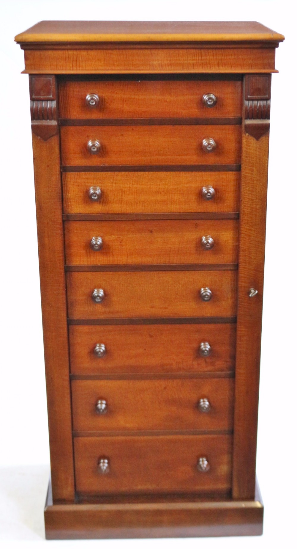 Victorian Mahogany 8 Drawer Wellington Chest