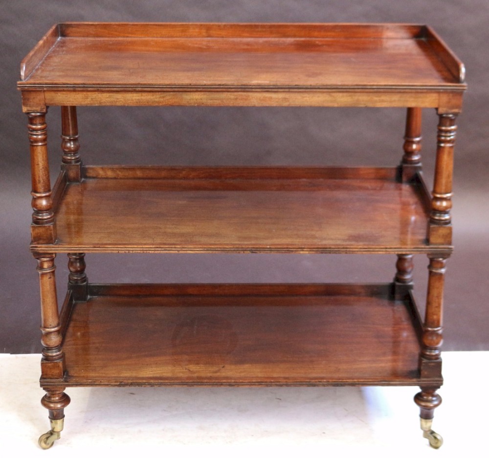 Good Quality George 1V Mahogany 3 Tier Dumb Waiter
