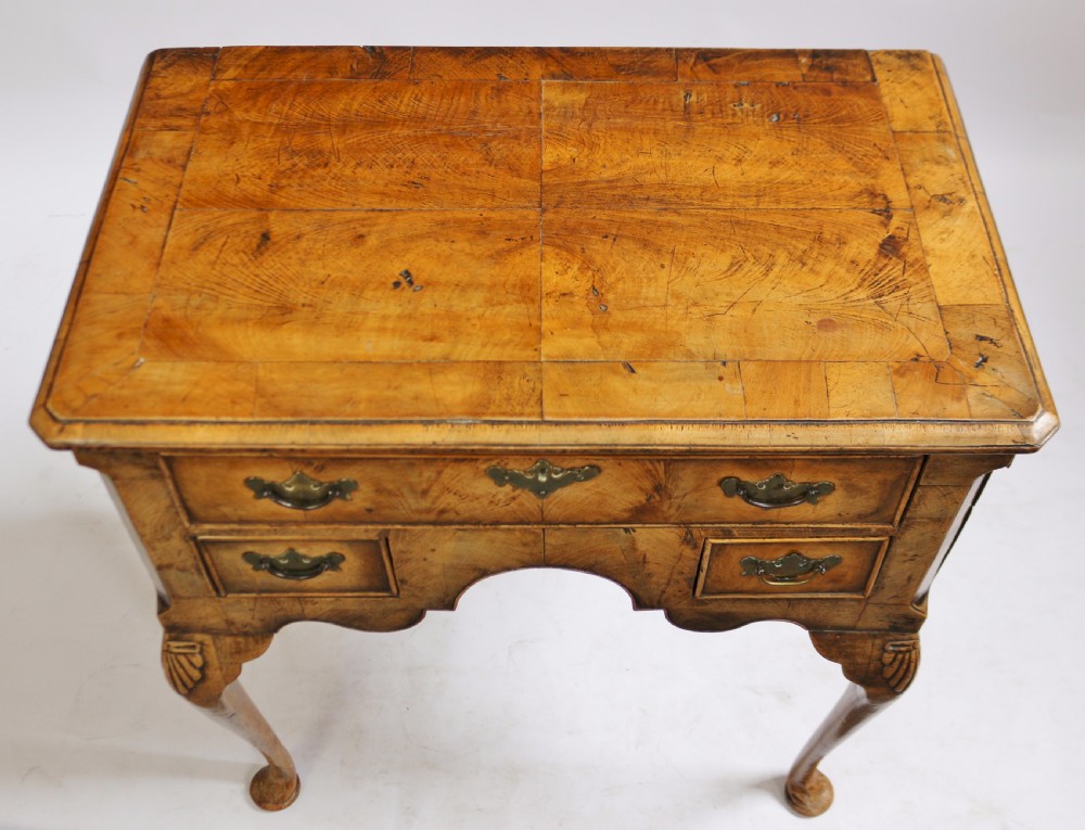 Fine Early 20thC Copy of a George 11 Figured Walnut 4 Drawer Lowboy View II
