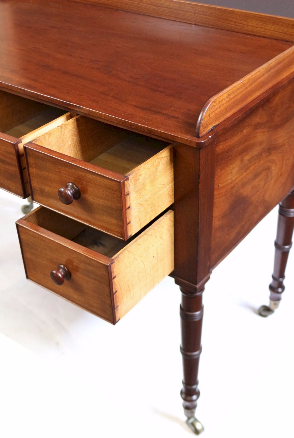 George 1V Mahogany 6 Drawer Kneehole Side Dressing Table View VII