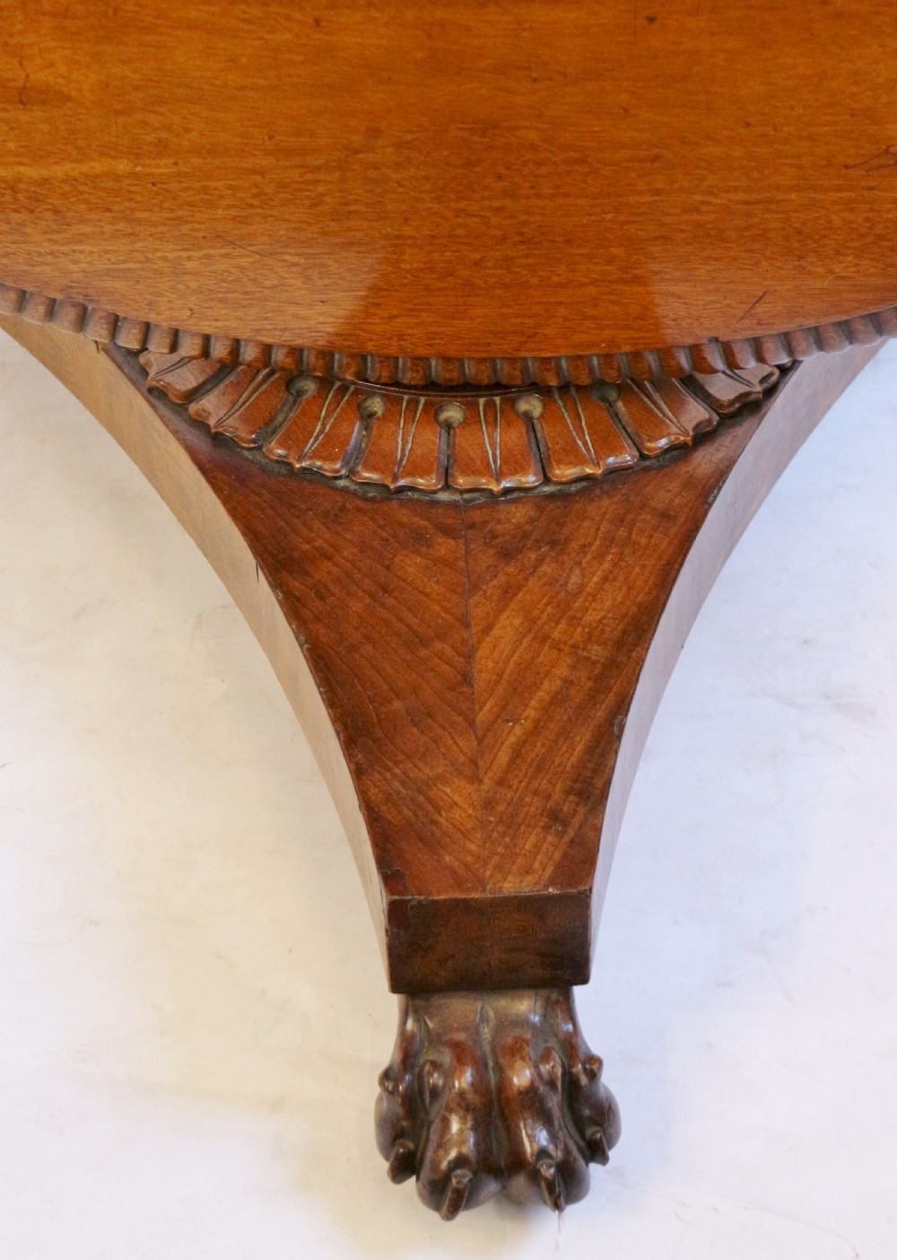 William 1V Mahogany Tilt Top Circular Centre Table View VIII