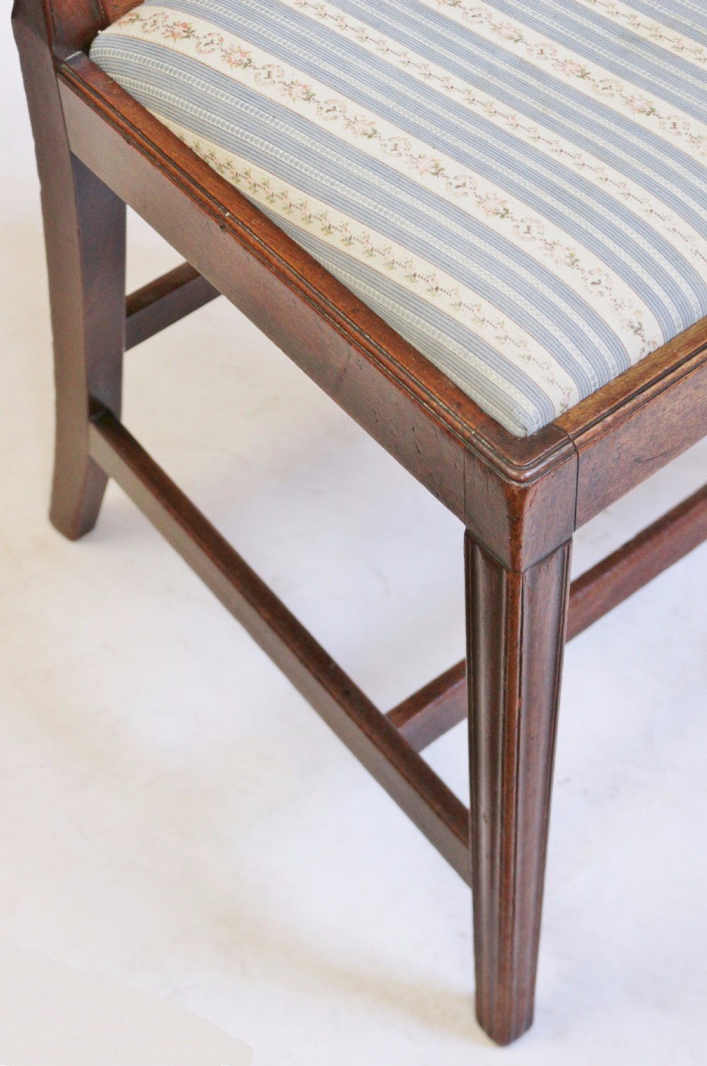 Fine George 111 Mahogany Set of 6 Dining Chairs View IX