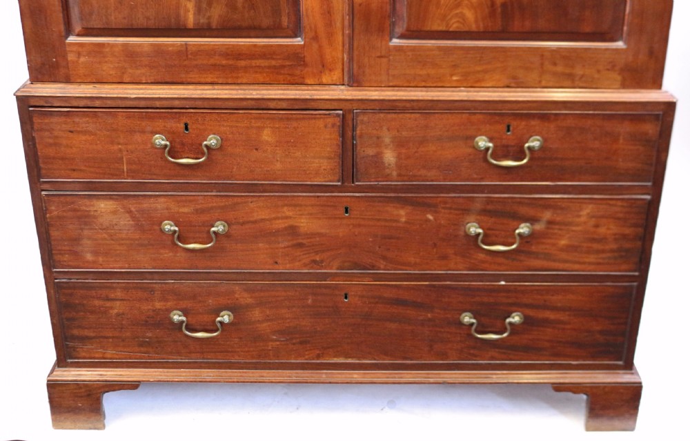 George 111 Mahogany Linen Press in the Manner of Gillows View VI