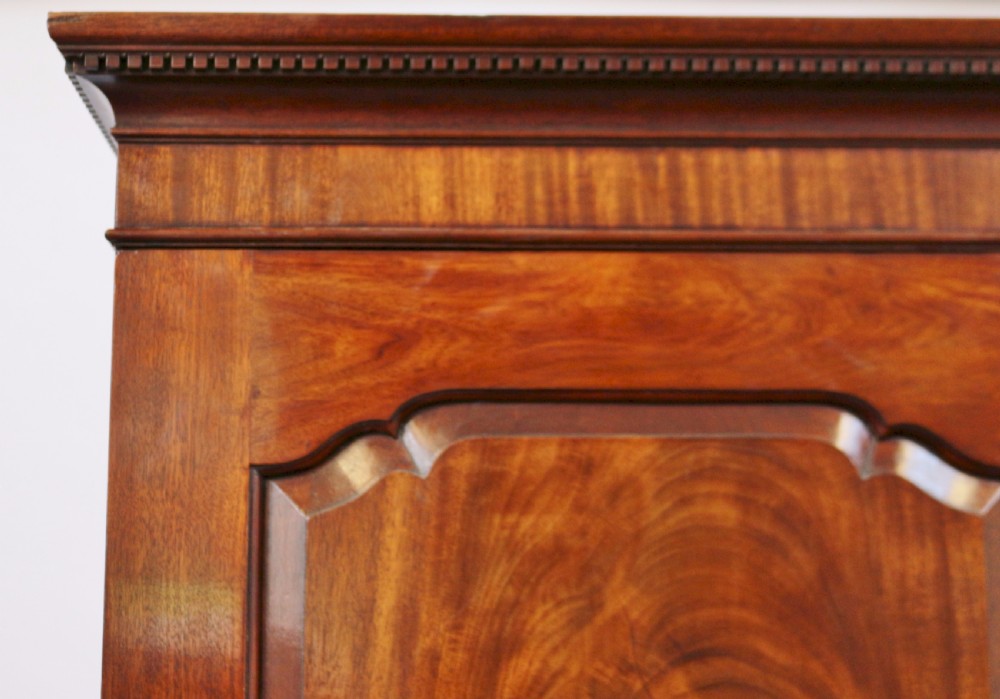 George 111 Mahogany Linen Press in the Manner of Gillows View VIII