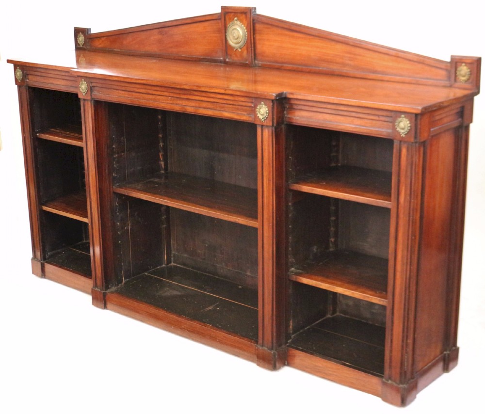 Early 19C Breakfront Open Dwarf Bookcase. View II