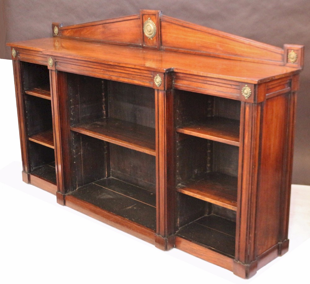 Early 19C Breakfront Open Dwarf Bookcase. View III