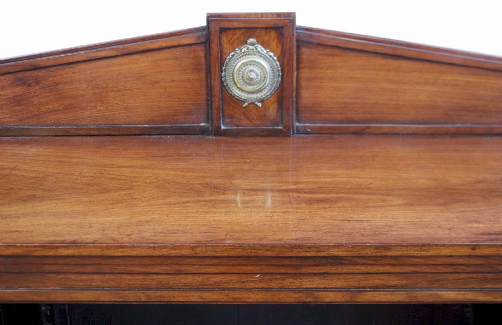Early 19C Breakfront Open Dwarf Bookcase. View VII