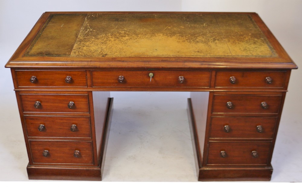 Fine Quality Early Victorian Mahogany 3 Part 4'6