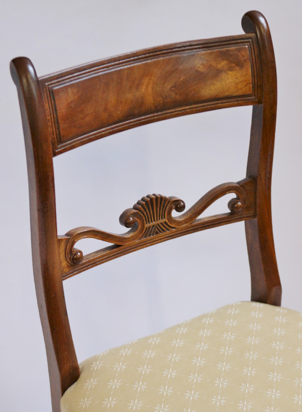 George 111 Mahogany Set of 6 & 2 Dining Chairs View X