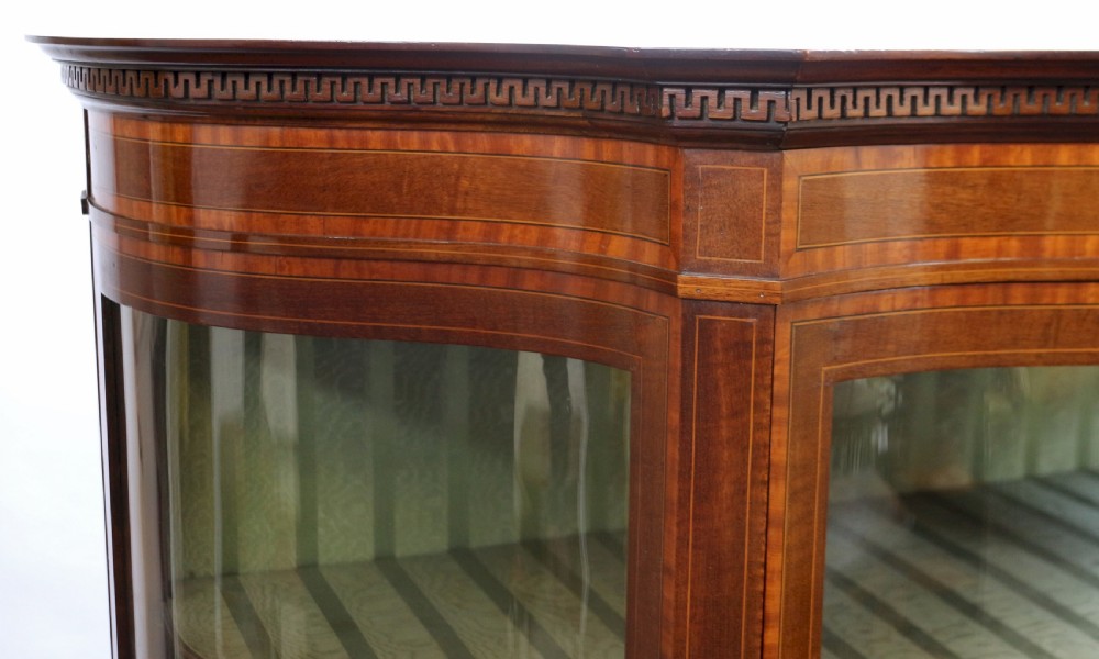 Edwardian Mahogany Serpentine Satinwood Banded Display Cabinet View VI