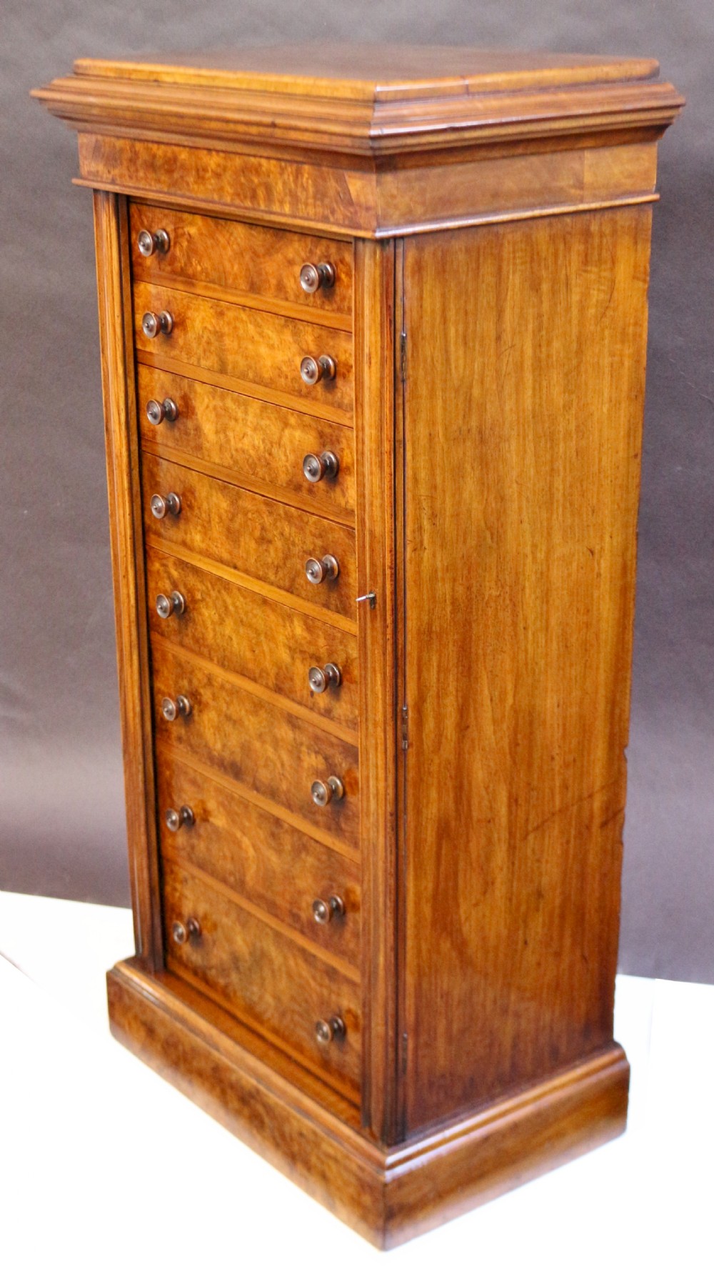 Fine Quality Victorian Figured Walnut 8 Drawer Wellington Chest View III