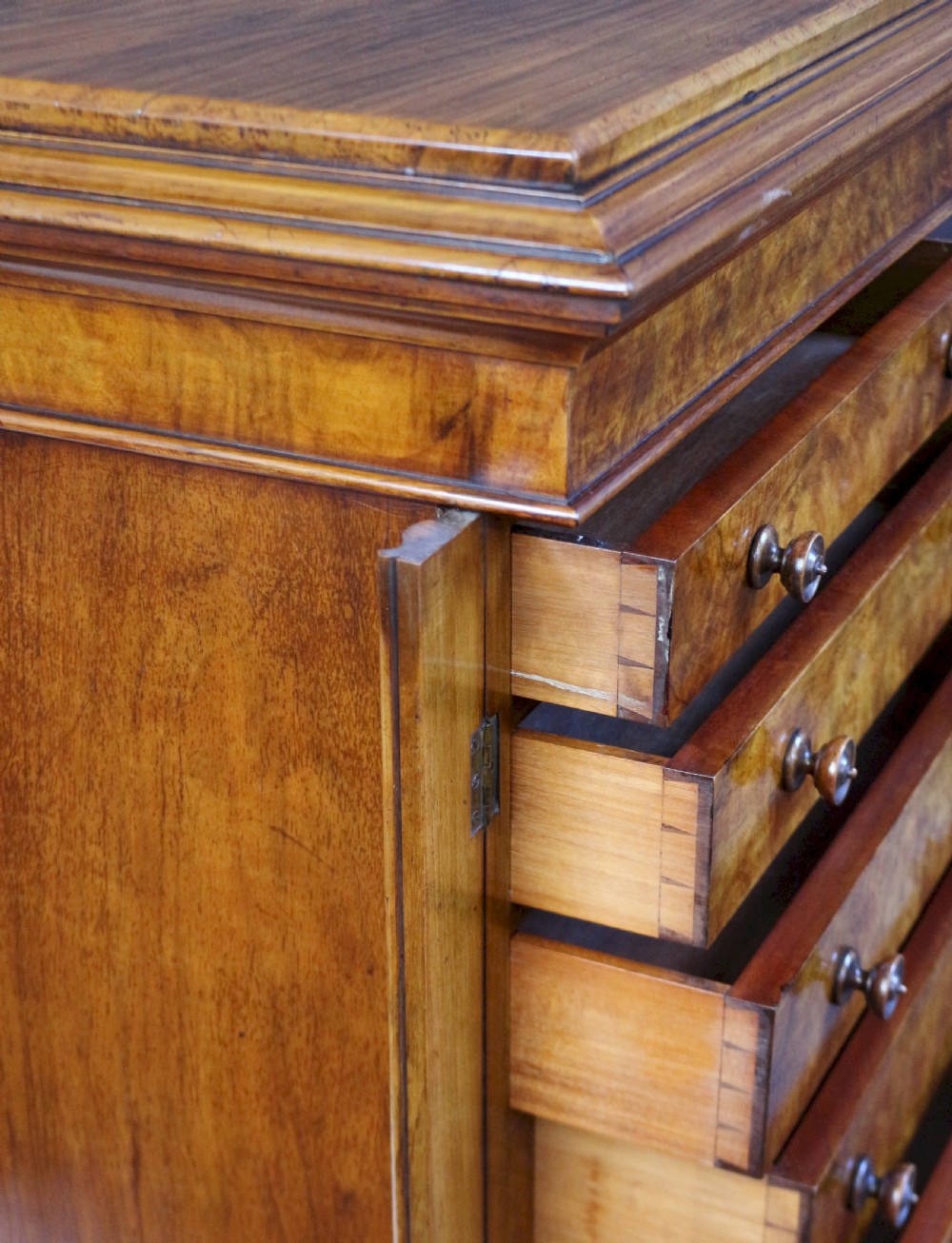 Fine Quality Victorian Figured Walnut 8 Drawer Wellington Chest View V