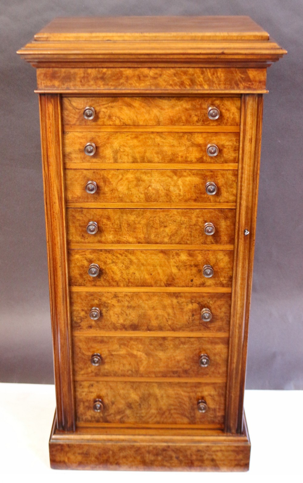 Fine Quality Victorian Figured Walnut 8 Drawer Wellington Chest View VII