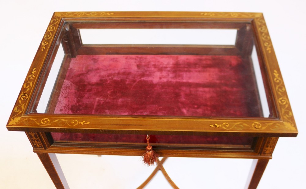 Edwardian Mahogany Inlaid Bijouterie Table View II