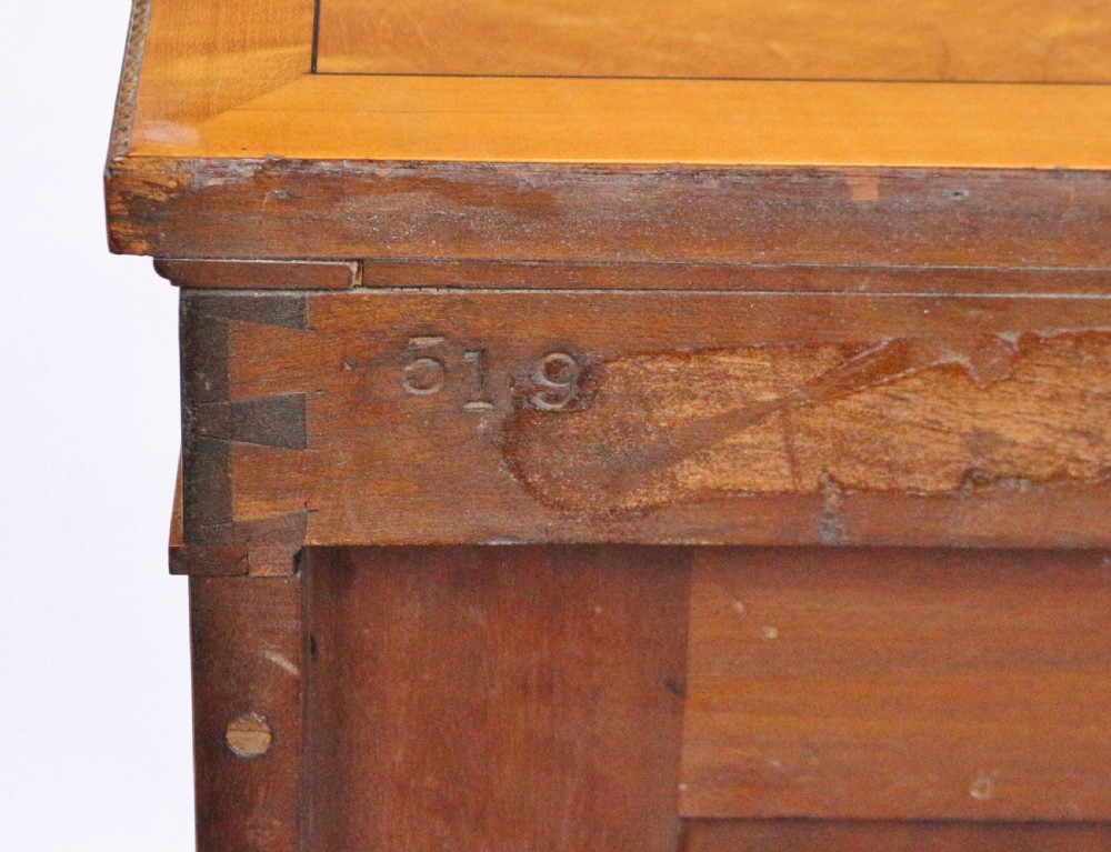 Edwardian Satinwood Serpentine 2 Door Side Cabinet with Painted Decoration View X