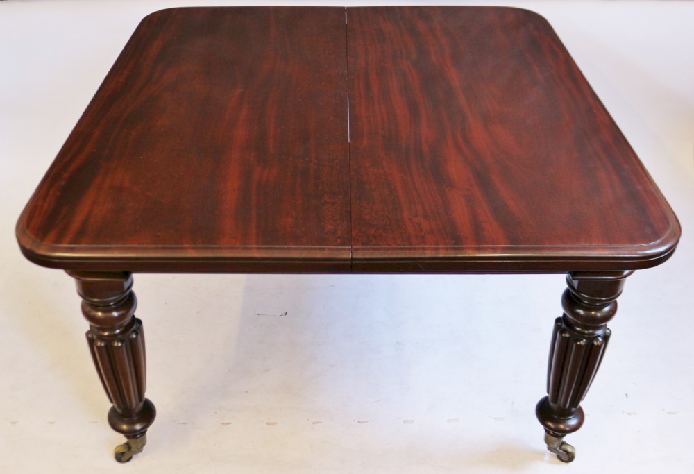 William 1V Mahogany 3 Leaf Extending Dining Table View XI