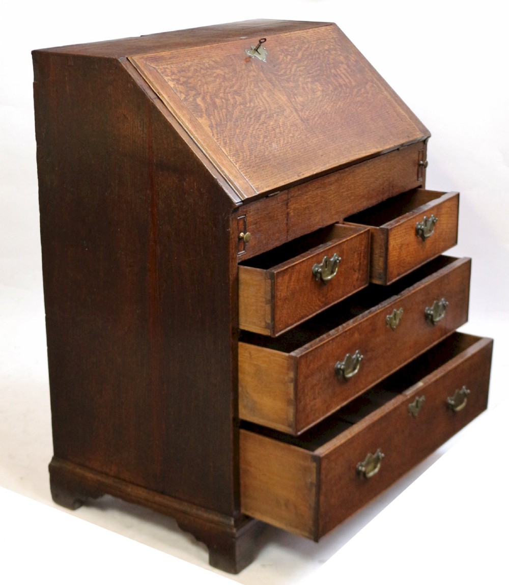 Early 18C Small Oak Bureau with Stepped Interior View VII