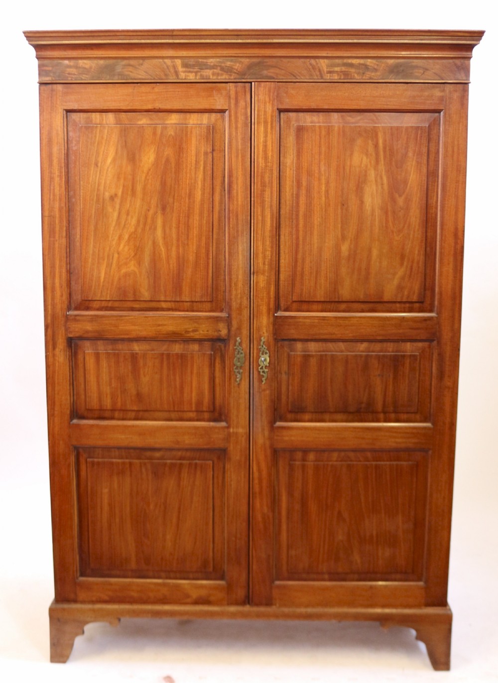 George 111 Mahogany 'Channel Is.' 2 Door Wardrobe