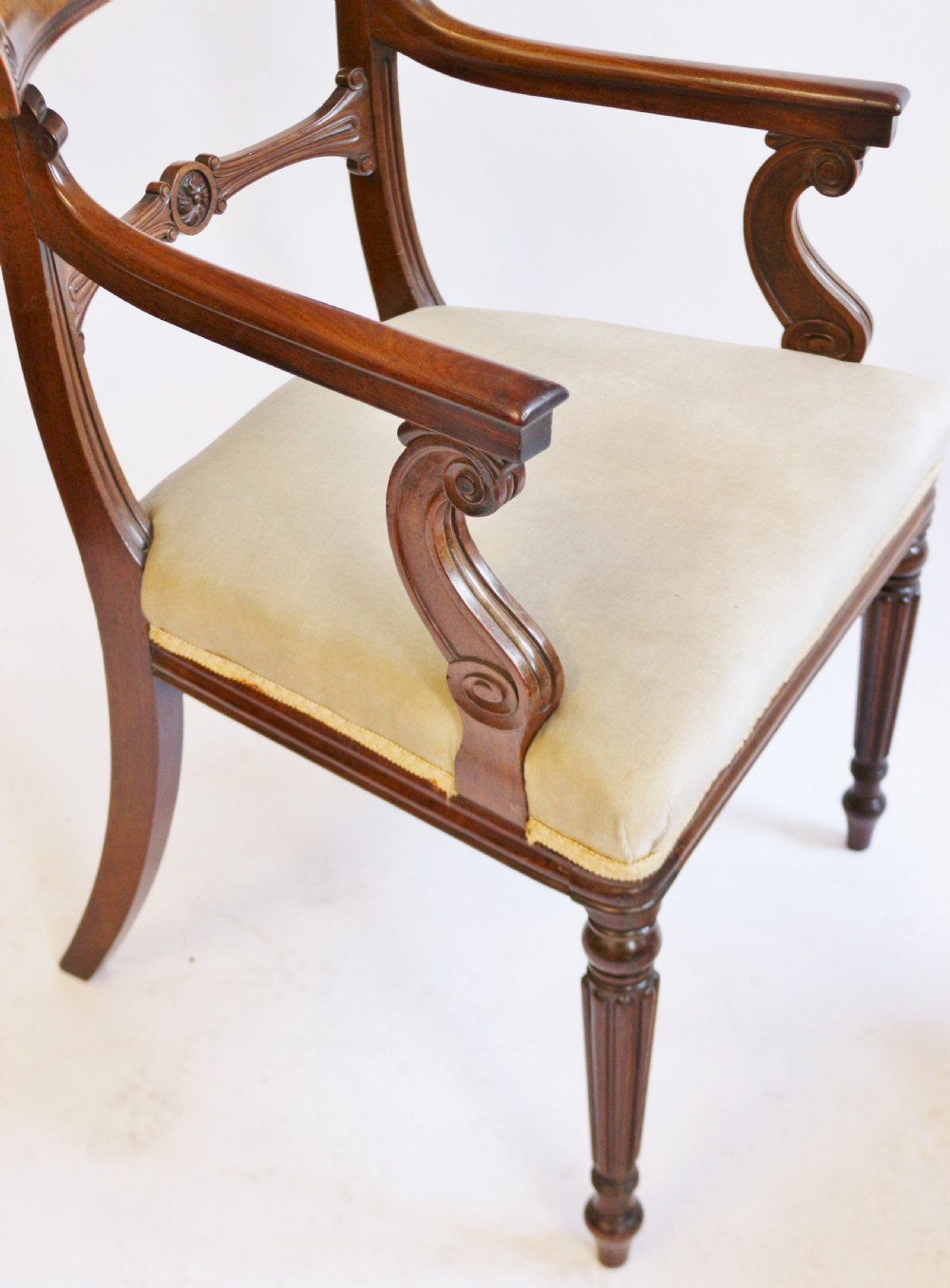 George 1V Mahogany Set of 4 & 2 Dining Chairs View XII