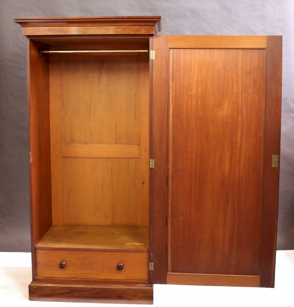 Fine Quality Victorian Mahogany 1 Door Wardrobe View III
