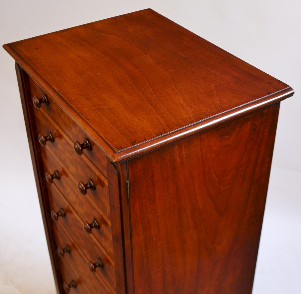 Victorian Mahogany 8 Drawer Wellington Chest View V